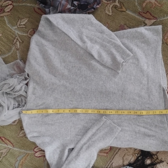 LIGHT GRAY CASHMERE CARDIGAN Fits M/LG VNPLC - Picture 4 of 16